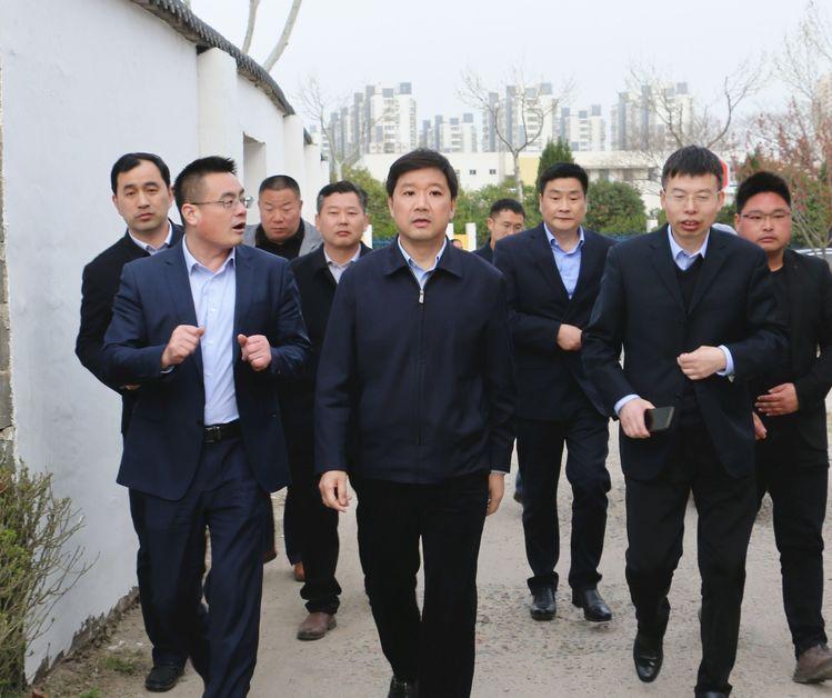 区委书记张笑调研推进淮安马拉松（淮安区段）赛事筹备工作.jpg