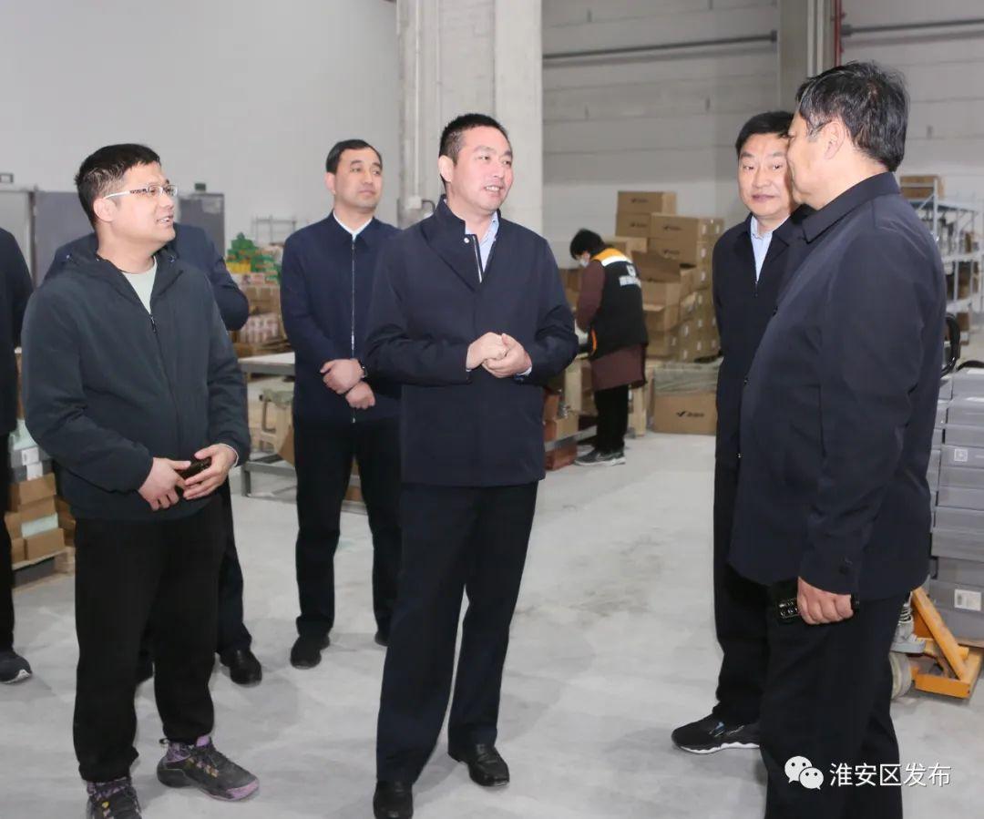 颜复调研推进淮安电子商务现代物流园建设.jpg