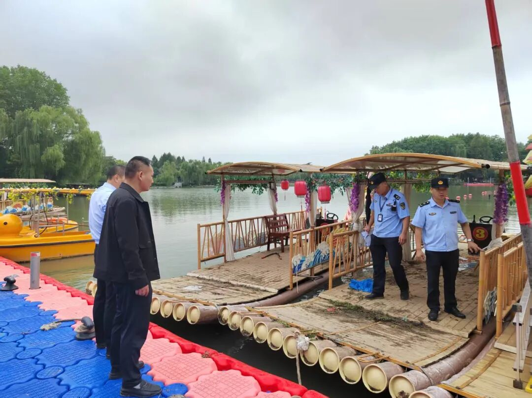 开展“双节”前水上游览风景区安全保障专项检...