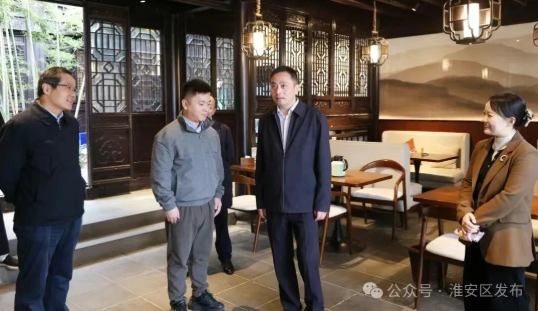 颜复督办政协重点提案