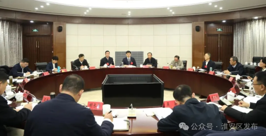 市领导参加市委八届十二次全会淮安区组讨论...
