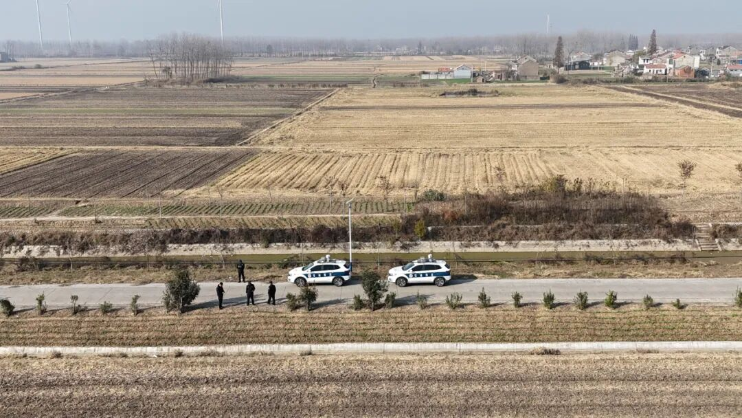 切实做好秋季秸秆禁烧与乱抛治理工作