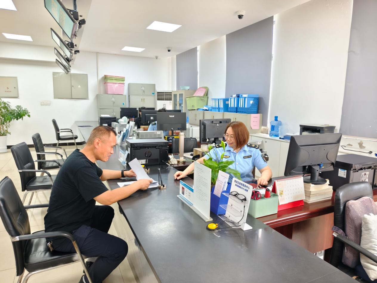 区交通运输局“换位跑一次”：破壁垒提效能，...
